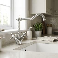 vintage-chrome-kitchen-faucet